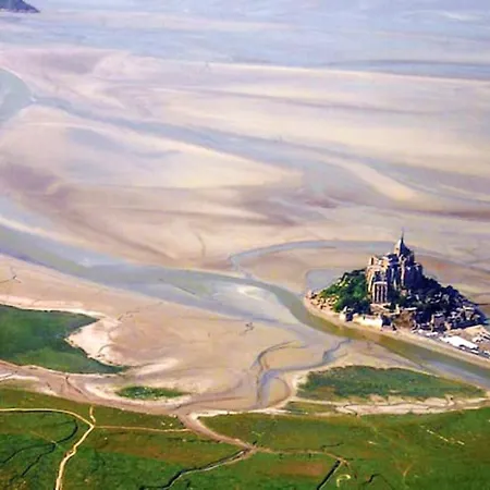 Maison Charmante - + Parking 펜션